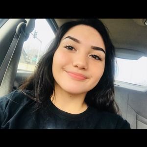 Meet your Posher, Ximena